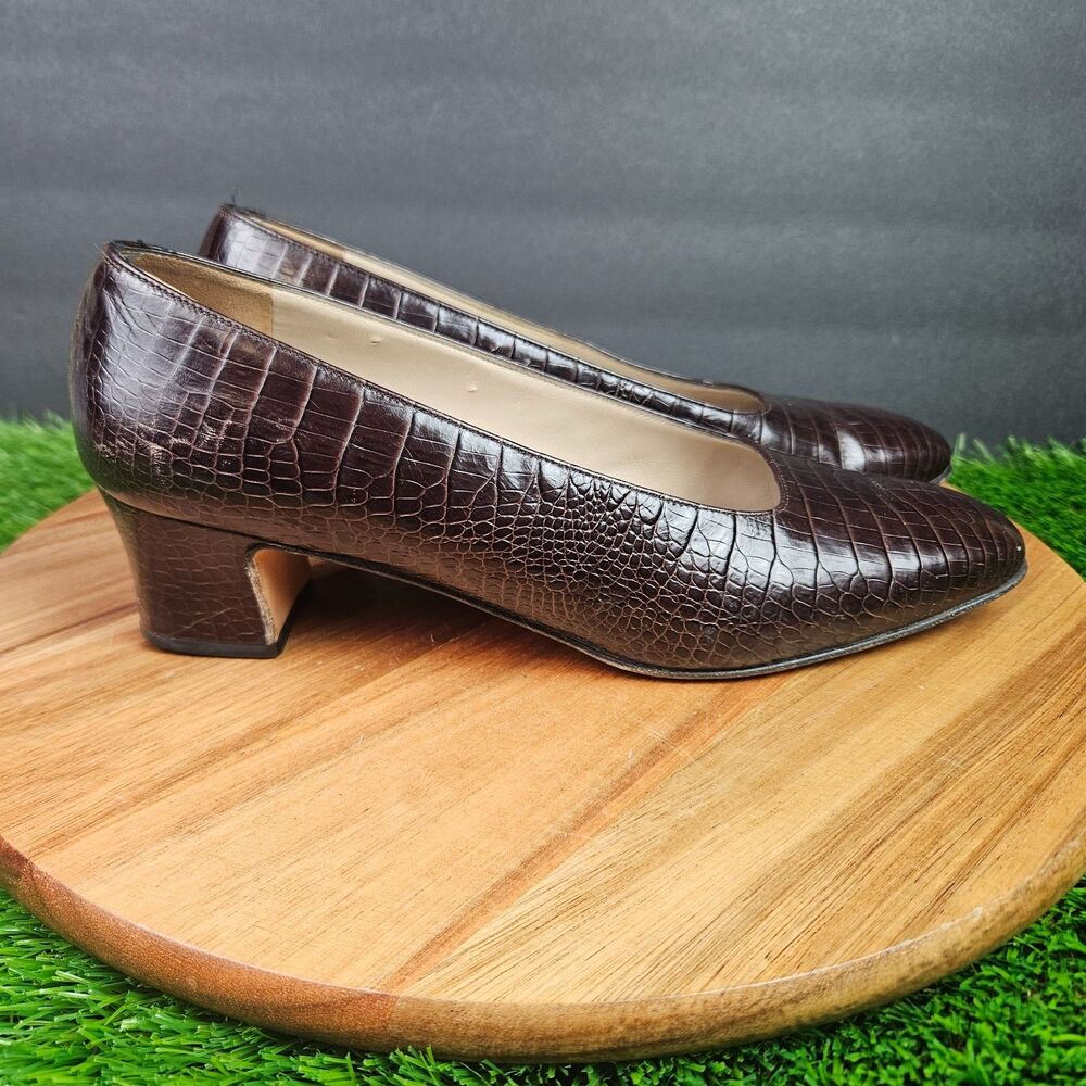 Vintage Salvatore Ferragamo Heels Womens 8 B Brown Crocodile Embossed Shoes